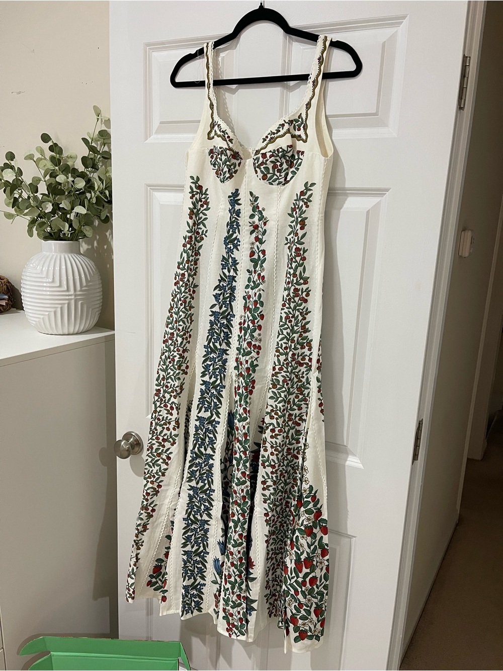 Farm Rio Fruit Beauty Off-White Maxi Dress - NWT! - Picture 7 of 14